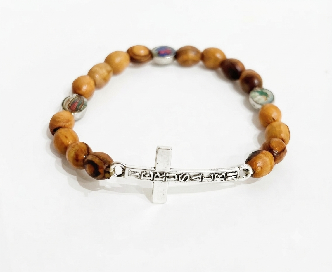 Armband i olivträ