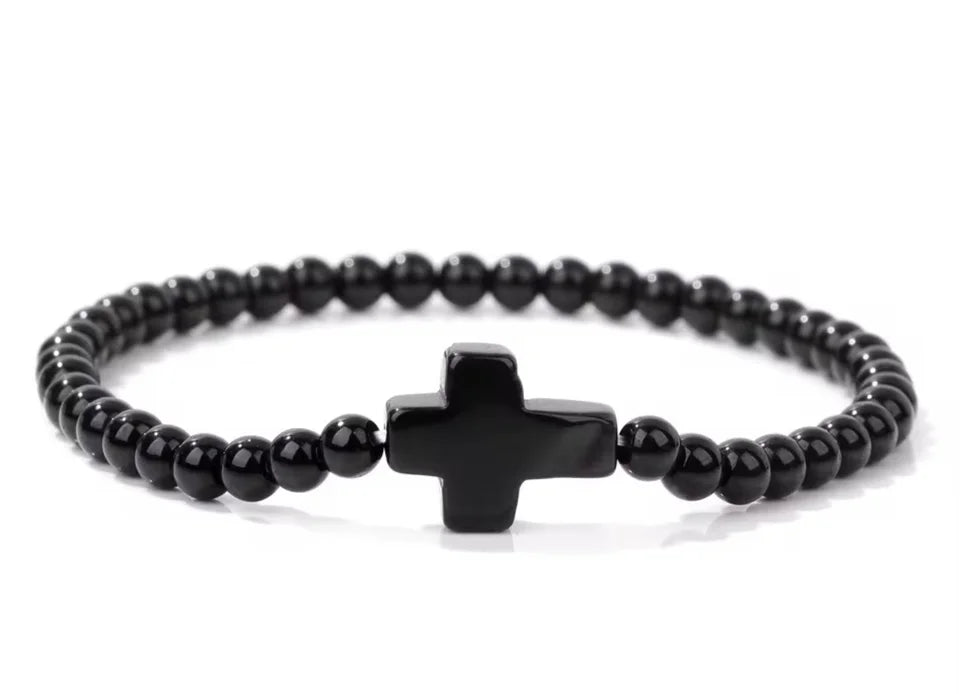 Armband med ett kors