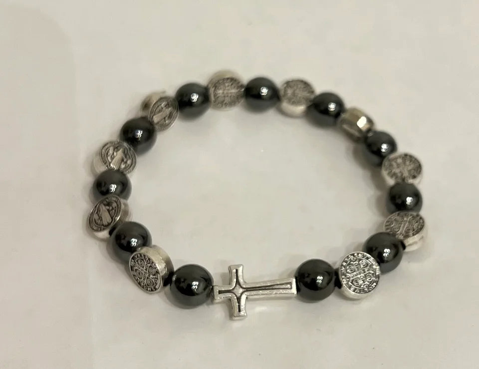 Armband i hametitstenar