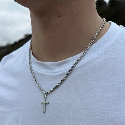 Kors halsband i rostfritt stål